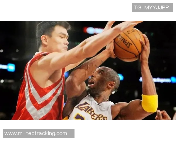 2008年湖人对阵火箭的经典对决回顾与精彩瞬间分析